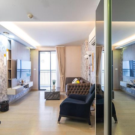 Apartamento Dazzle Sukhumvit 7 By Lefoyer Bangkok Exterior foto
